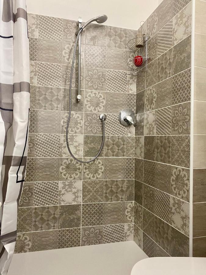 Residenza Cappuccini Aparthotel Peschiera del Garda Luaran gambar